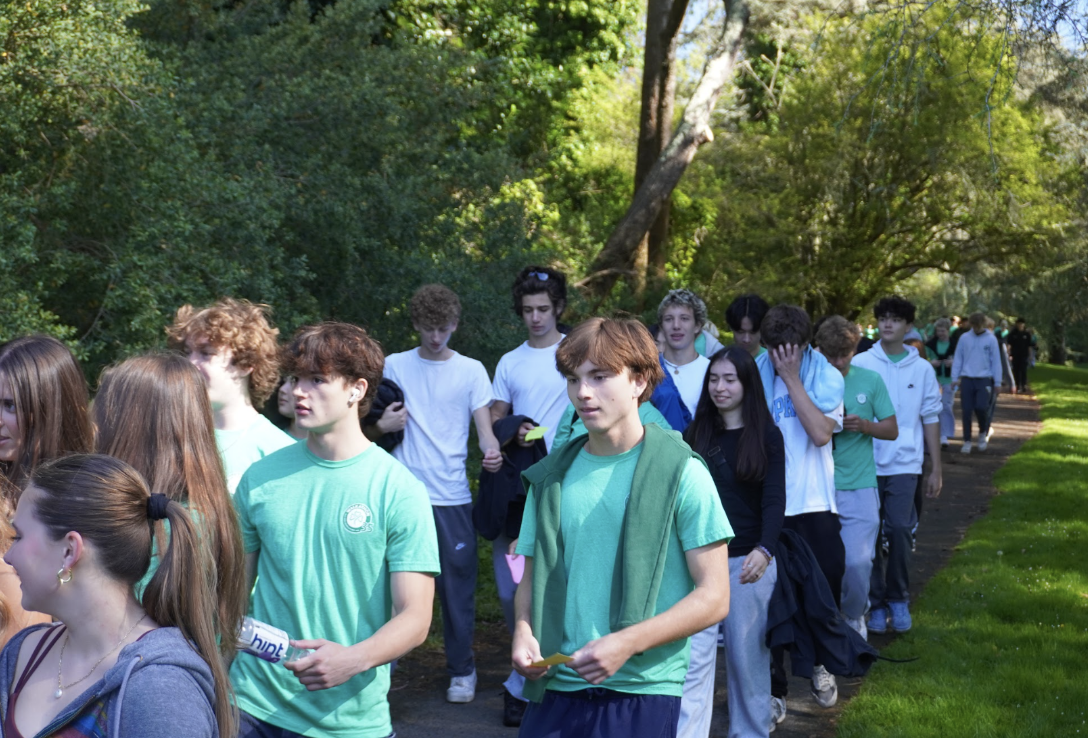 Juniors begin their trek through Golden Gate Park.